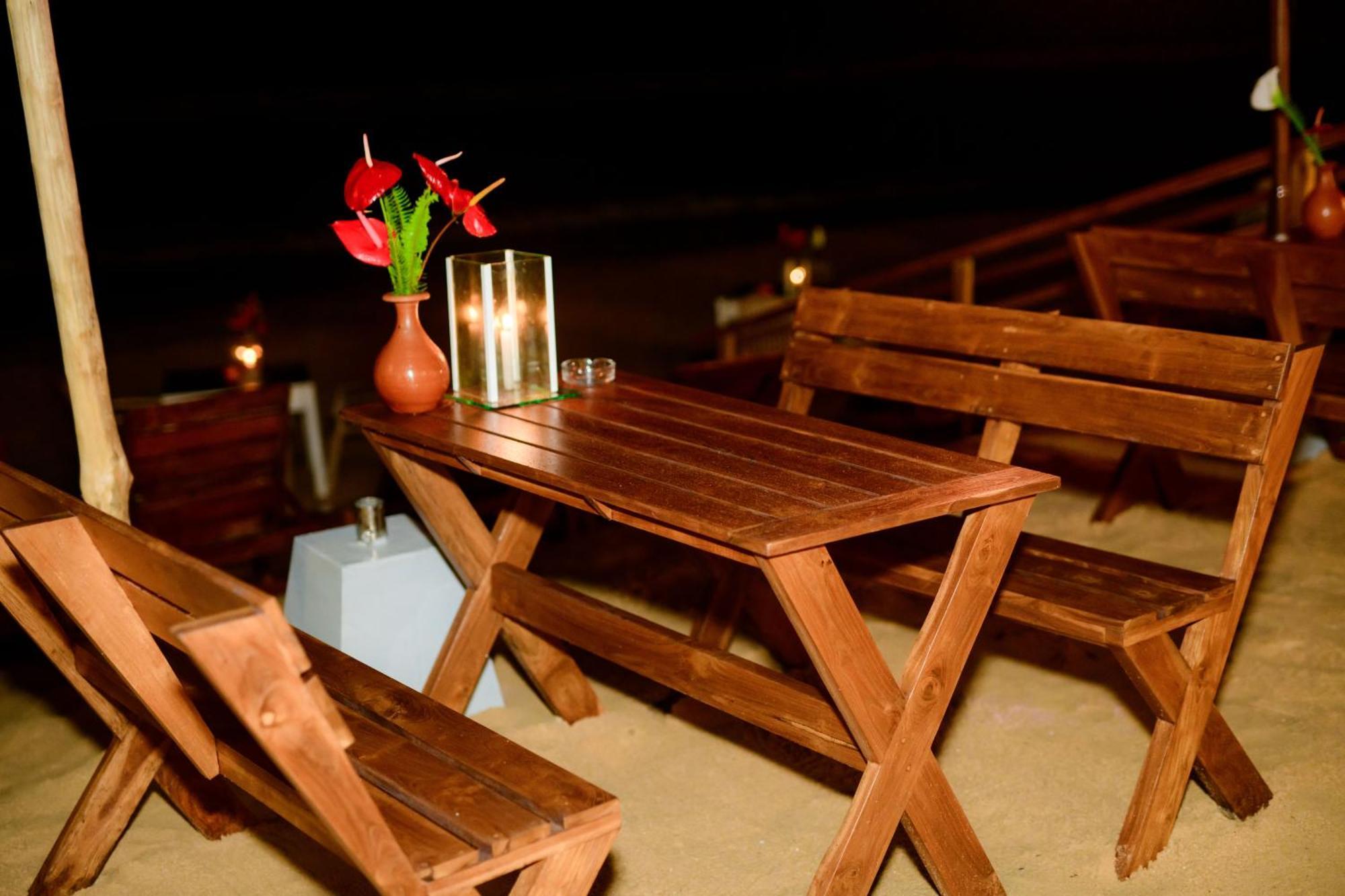 Royal Beach Hotel & Restaurant Hikkaduwa Extérieur photo