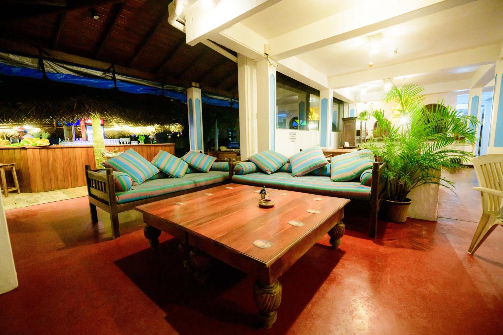Royal Beach Hotel & Restaurant Hikkaduwa Extérieur photo