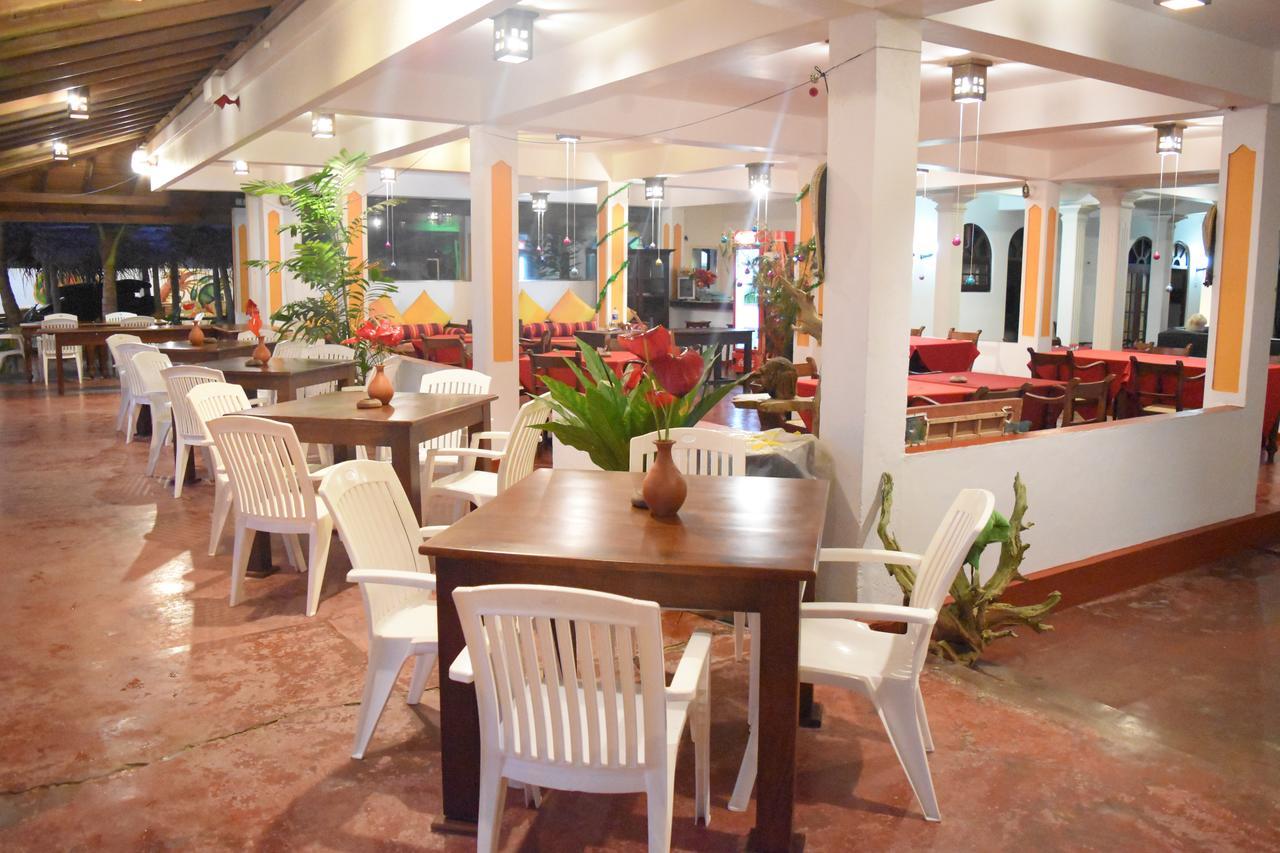 Royal Beach Hotel & Restaurant Hikkaduwa Extérieur photo
